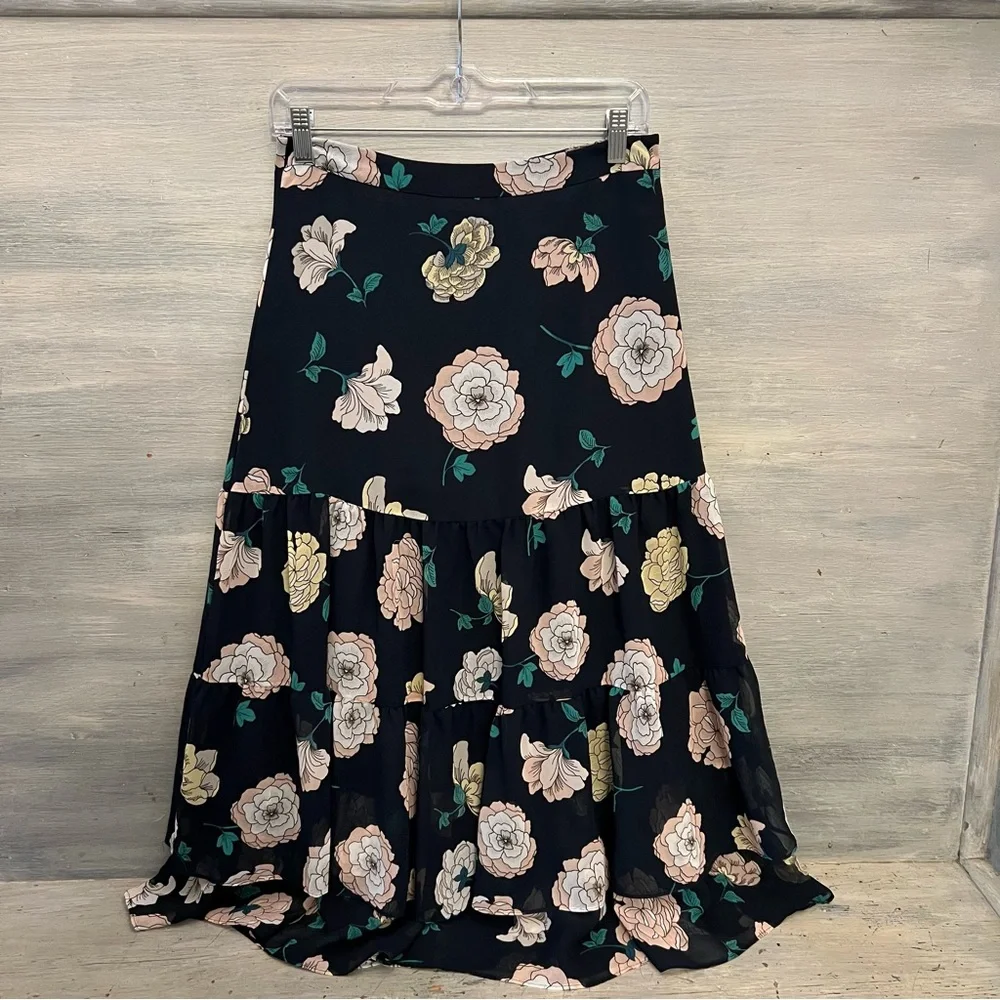 Loft Navy Blue Pink Flower Print Flowy Ruffled A-line Skirt‎ Size 2 Like New